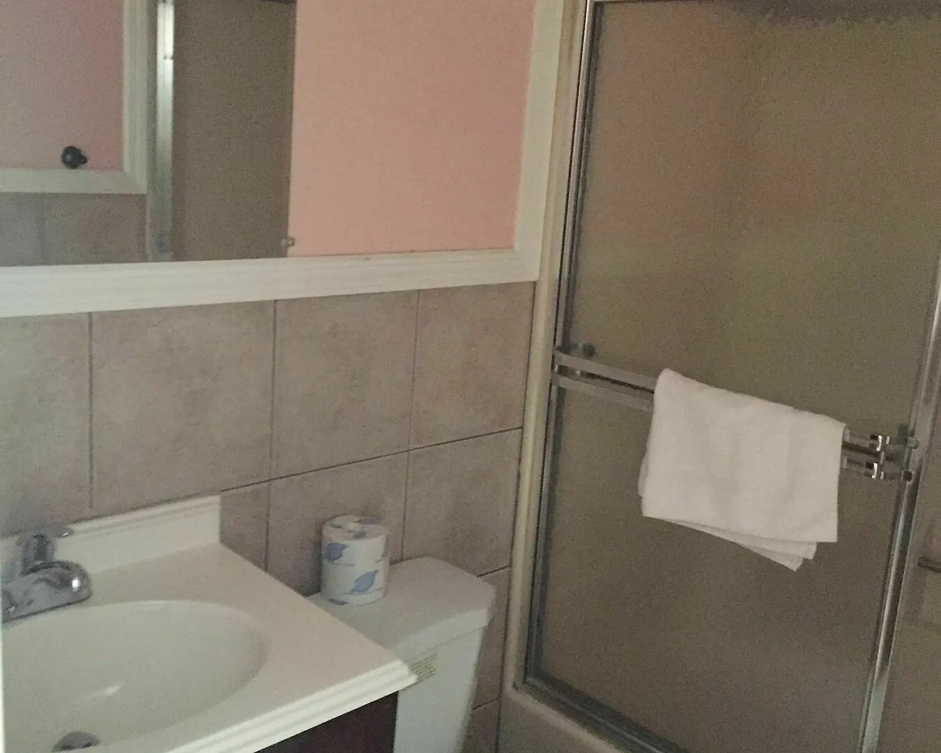 112 Motel Medford