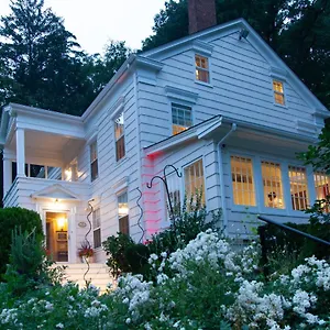 The Harbor Rose Guest house