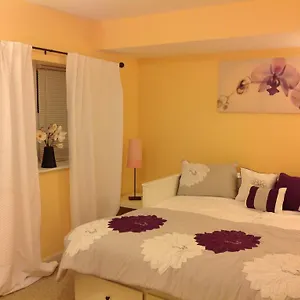 Mojoy Homesuites At Runyon Guest house