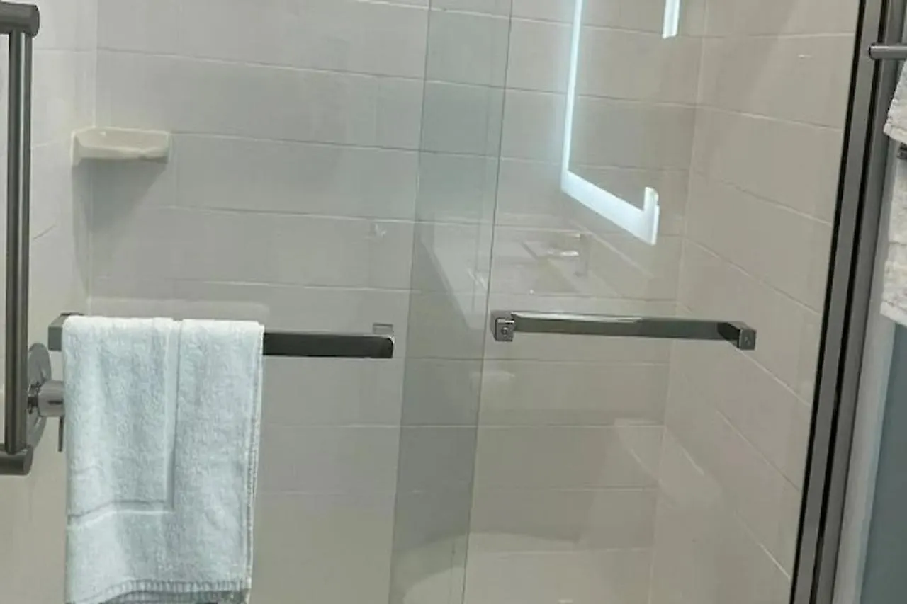 112 Motel 메드퍼드 호텔